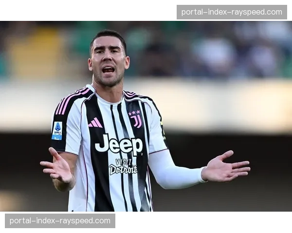 尤文图斯加时赛崩盘出局，阵容老化与体能分配问题暴露