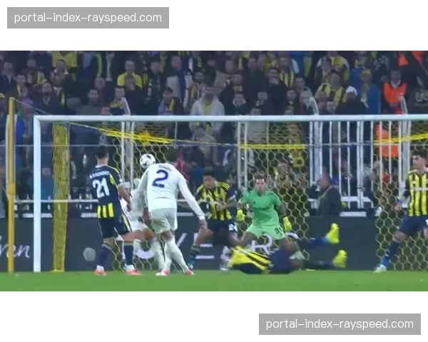 马赛官宣德泽尔比下课，欧冠出局加联赛0-5惨败成导火索