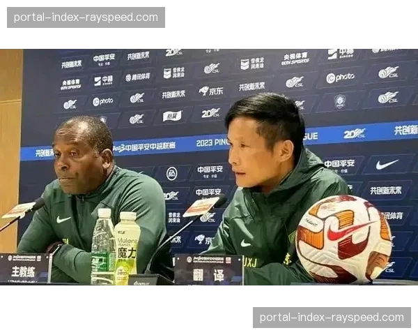 北京国安vs山东泰山焦点战，张玉宁开场不久伤退